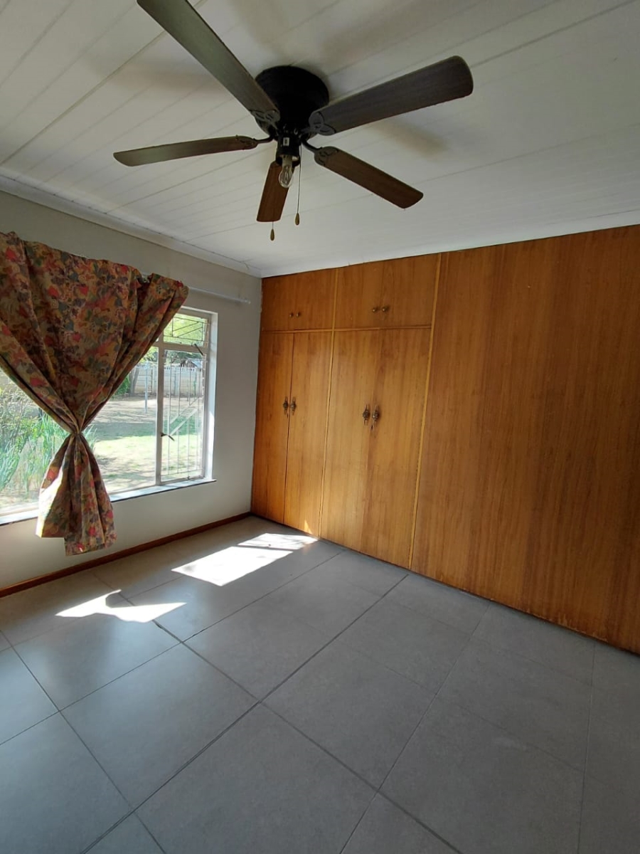 To Let 4 Bedroom Property for Rent in Universitas Free State